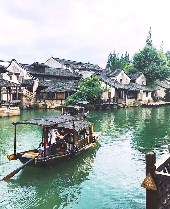 浙江江南水乡的韵味与活力——播音稿探寻记